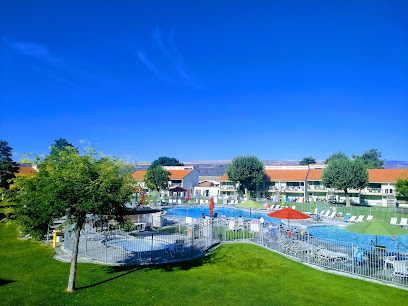 Crescent Bar Resort — photo 1